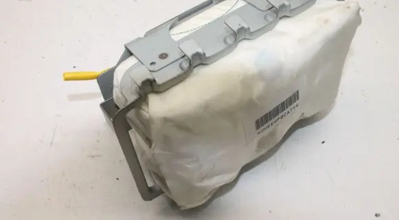 Mitsubishi Outlander Passenger airbag 7030A311
