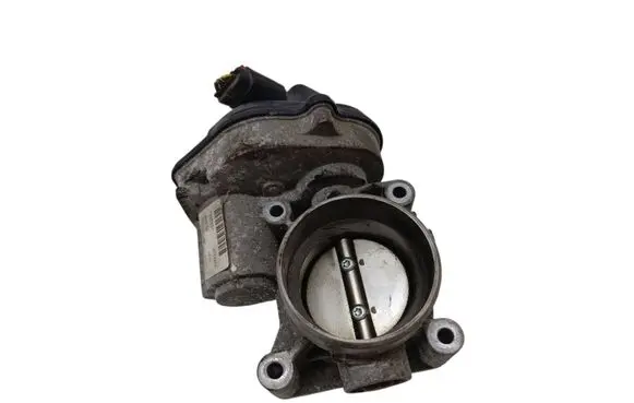 Volvo V70 Throttle valve 4M5GFA 0752860