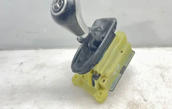 Mercedes-Benz CLS C219 Gear shifter/selector A2112674224