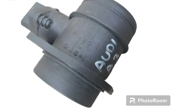 Audi A3 S3 8L Mass air flow meter 0280217121 06A906461