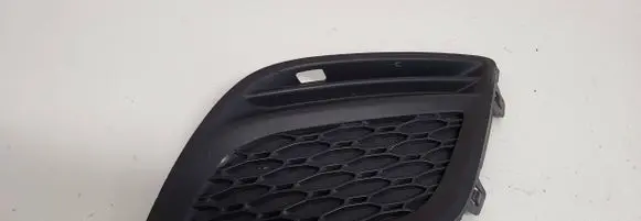 Volvo XC60 Front bumper lower grill 31290657