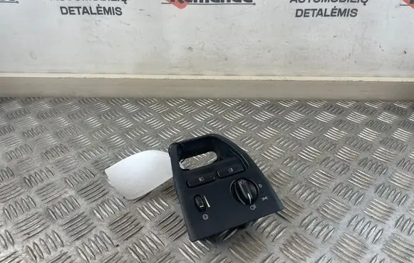 Light switch