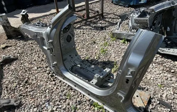 Front quarter panel