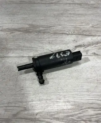 BMW 7 E65 E66 Headlight washer pump 8377613 67128377613