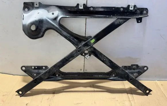 Porsche Macan (95B) Other engine bay part 8K2399345E