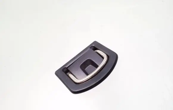 Volkswagen PASSAT B8 Tie down hook / loop 5M0863503