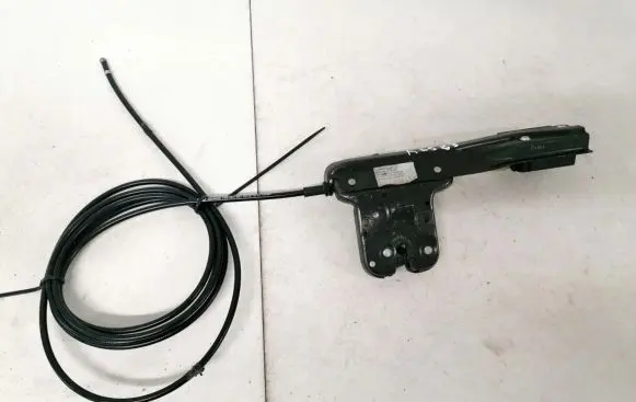 Audi TT Mk1 Tailgate/trunk/boot lock/catch/latch 8n7827531b