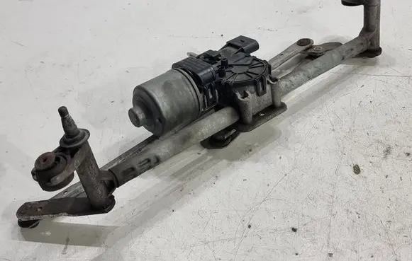 Volkswagen Polo V 6R Front wiper linkage and motor 6R1955119A 6R1955023B