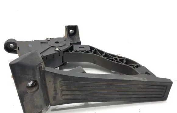 KIA Optima Accelerator throttle pedal 327263R300