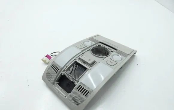 Audi A6 S6 C6 4F Front seat light 4F0947135BQ