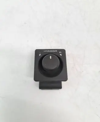 Land Rover Freelander Wing mirror switch AMR2498