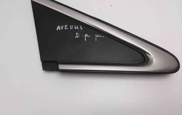 Toyota Avensis T270 Fender trim (molding) 6011705020