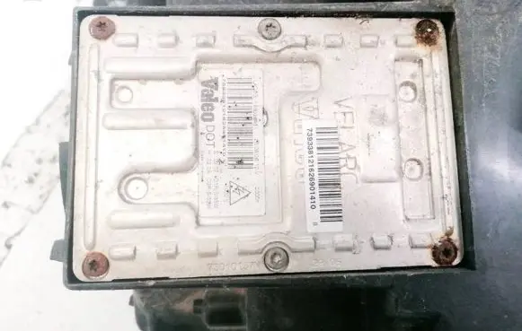 Peugeot 807 Headlight ballast module Xenon 89030461