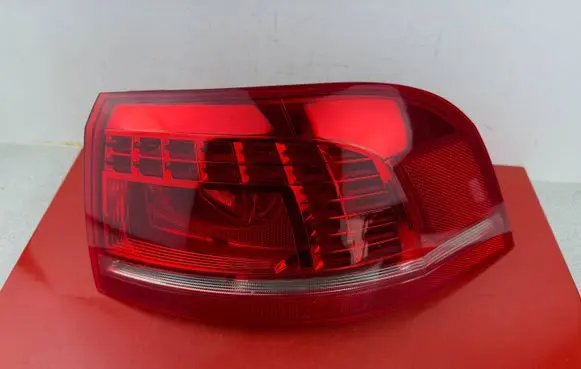 Volkswagen PASSAT B6 Rear/tail lights 3AF945208B
