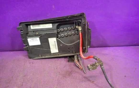 Volkswagen Polo III 6N 6N2 6NF Fuse box set 6Q0937550C