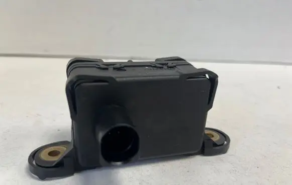 Volkswagen Touareg II ESP acceleration yaw rate sensor 7P0907652