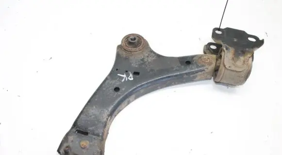 Volvo V60 Front lower control arm/wishbone