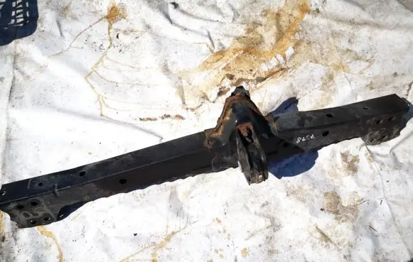 Toyota Avensis T270 Front subframe