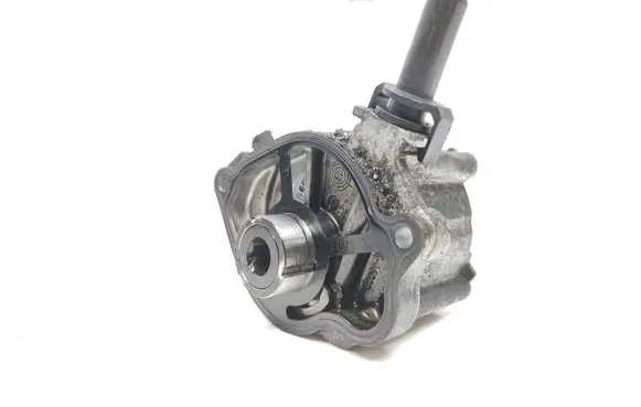 Mercedes-Benz B W246 W242 Vacuum pump A6510900005 02416811