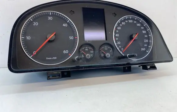 Volkswagen Cross Touran I Speedometer (instrument cluster) 1T0920864A VDD0242401 0877011255