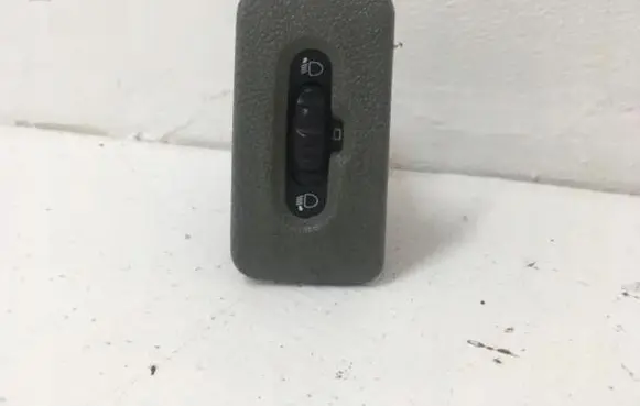 Opel Movano B Light switch 8200060042