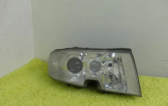 Skoda Superb B5 (3U) Headlight/headlamp