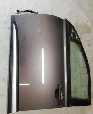 Mitsubishi Outlander Front door