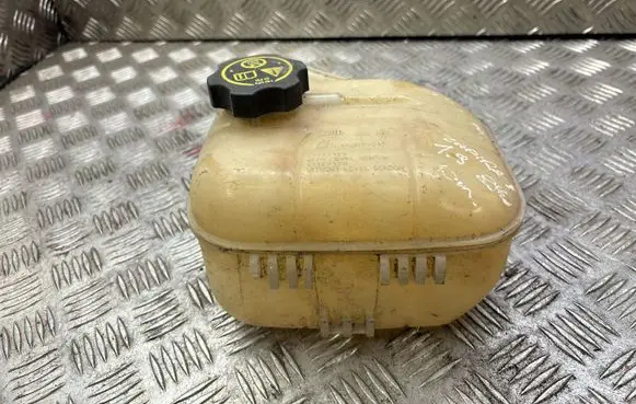 Opel Zafira B Coolant expansion tank/reservoir 460029937