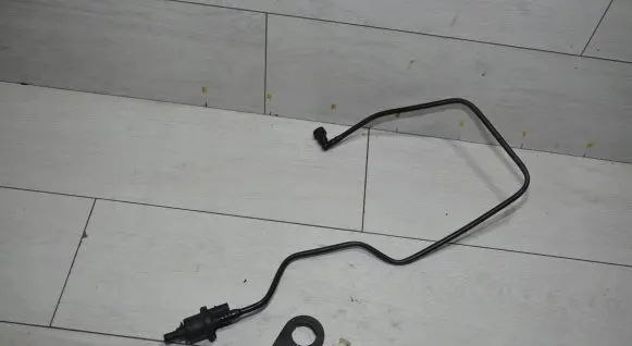 Fuel line pipe