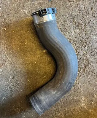 Mini One - Cooper F56 F55 Intercooler hose/pipe 1618414