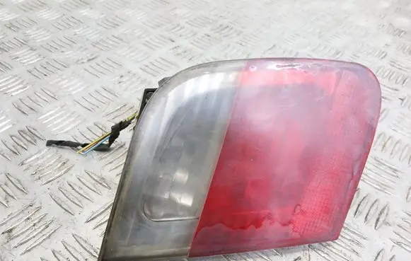 BMW 3 E46 Tailgate rear/tail lights
