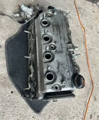 Honda Civic Engine head 