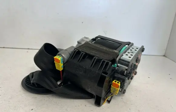 Audi A5 Sportback 8TA Front seatbelt 8T8857706C