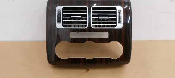 Rear air vent grill