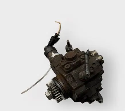 Opel Vivaro Fuel injection high pressure pump 0445010223 8200690744 8200934657