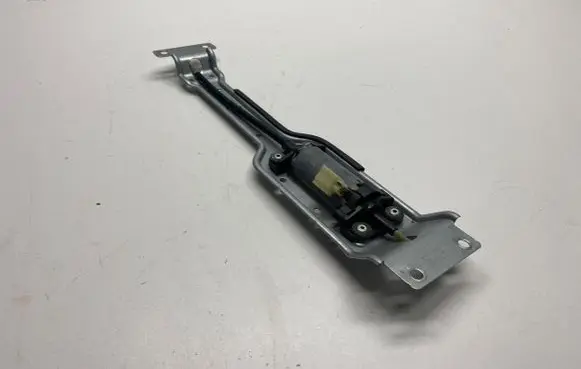 BMW M4 F82 F83 Seat adjustment motor 0390204077