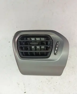 Peugeot 301 Dash center air vent grill 9676476577