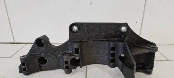 Volkswagen Transporter - Caravelle T5 Generator/alternator bracket 045903143F