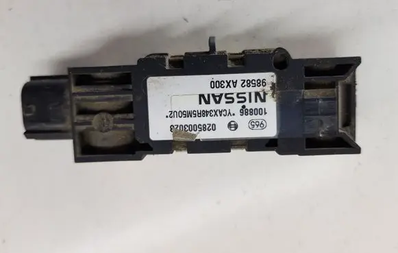 Nissan Micra Airbag deployment crash/impact sensor 0285003023 98582AX300