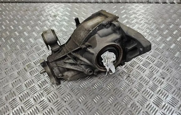 Mercedes-Benz E W238 Rear differential 2133505208 0480002009