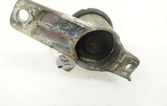Smart ForFour I Engine mount bracket