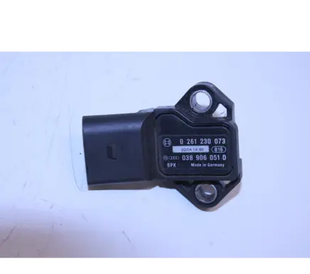 Volkswagen PASSAT B5.5 Air pressure sensor 038906051D 02041AS9 0261230073