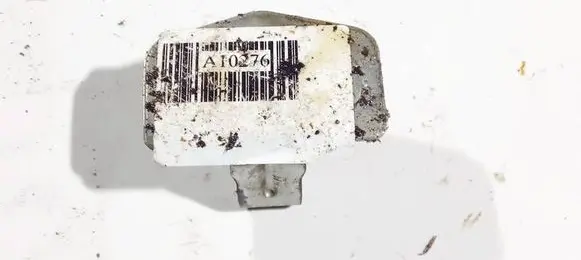 Opel Astra H Front door lock loop/hook striker 
