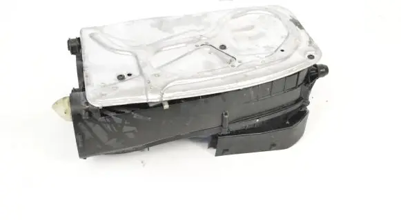 Mercedes-Benz SLC R172 Air filter box A6510901701 A6510940520