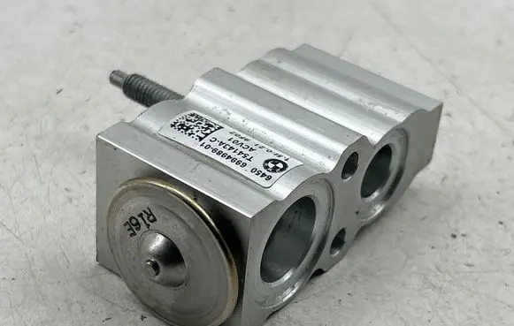 BMW 2 G42 Air conditioning (A/C) expansion valve 6994989 T54143AC T54143A