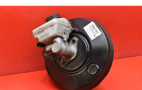 Opel Zafira B Brake booster 13142362