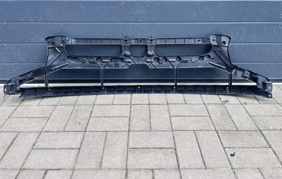 Audi e-tron Front bumper 4KE807683A