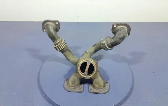 BMW M5 Exhaust manifold 7849461