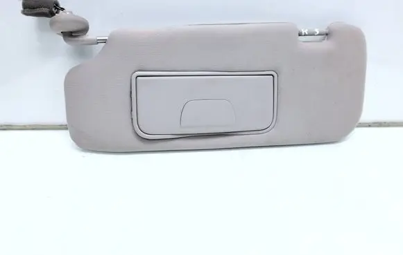 Chevrolet Captiva Sun visor 