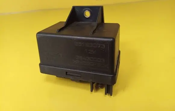 Alfa Romeo 156 Glow plug pre-heat relay 55193073 38430003